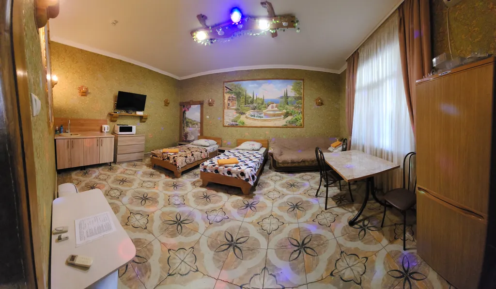 Аппартаменты с отдельным входом и навесом для авто