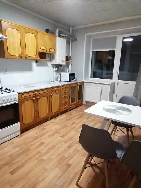 Квартира с лоджией у вокзала