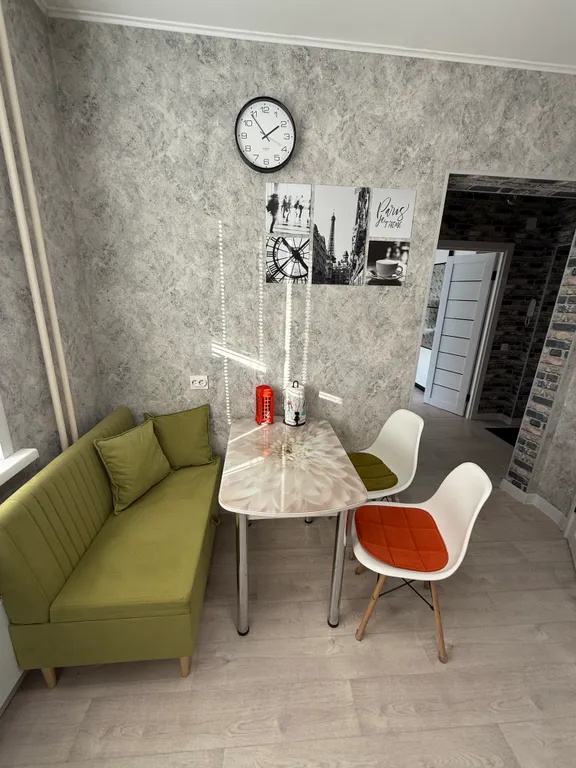 Теплая и светлая квартира