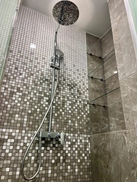 Уютная квартира Аэропорт Толмачево 5 минут(спальня+кухня-гостинная)