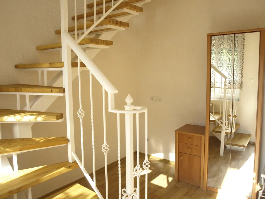 Отдельная 2-комнатная квартира у моря