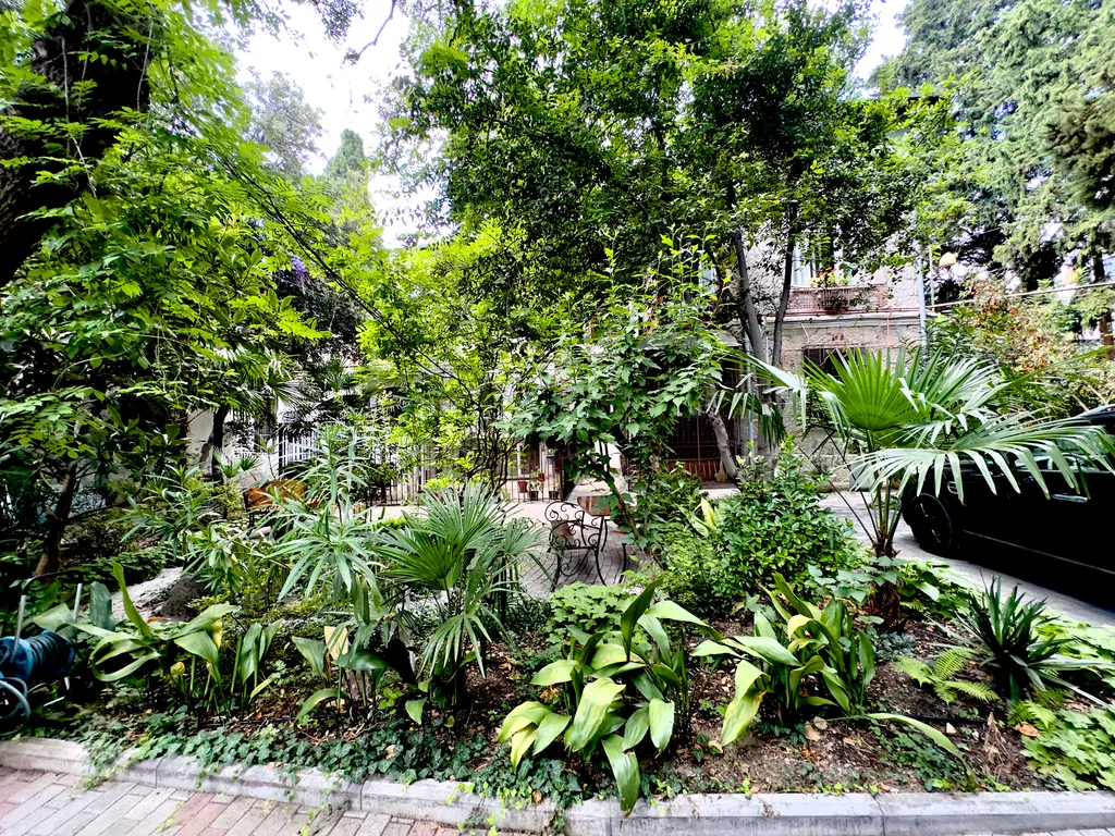 Квартира возле моря в центре