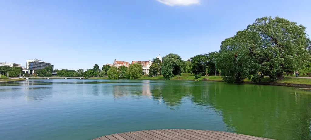 Квартира Квартира Центр города! 3 изолированные комнаты, 3 кровати — Калининград