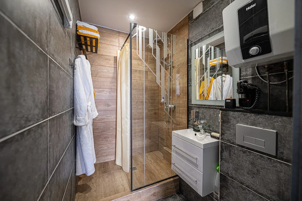 У Спорткомплекса имени Елесиной