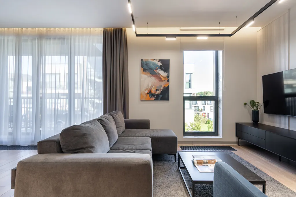 Дизайнерские апартаменты Охта КраСКИ Orange