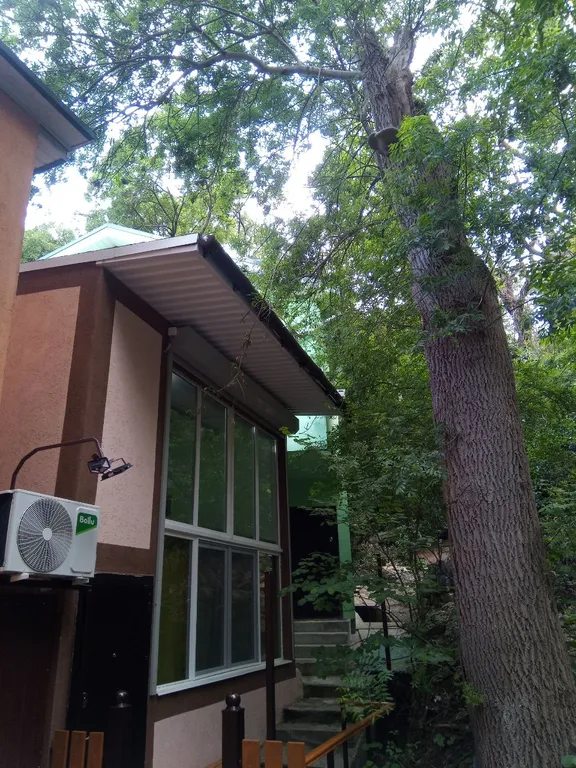 Двухуровневая студия уютная и комфортная, близко пляж, набережная и парк