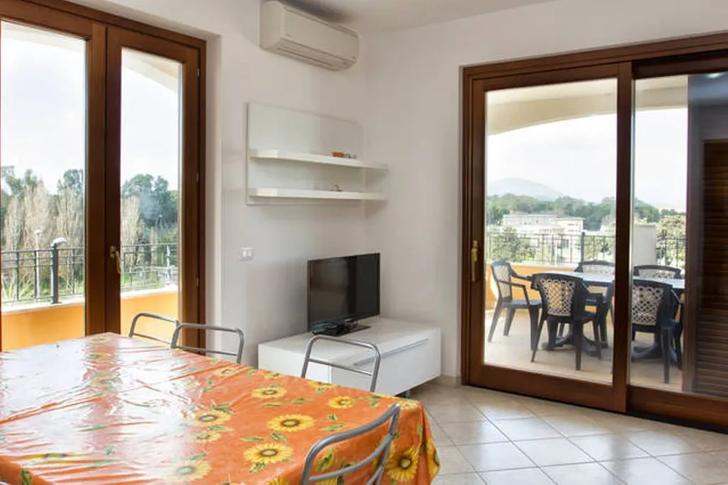 4-комнатная Квартира