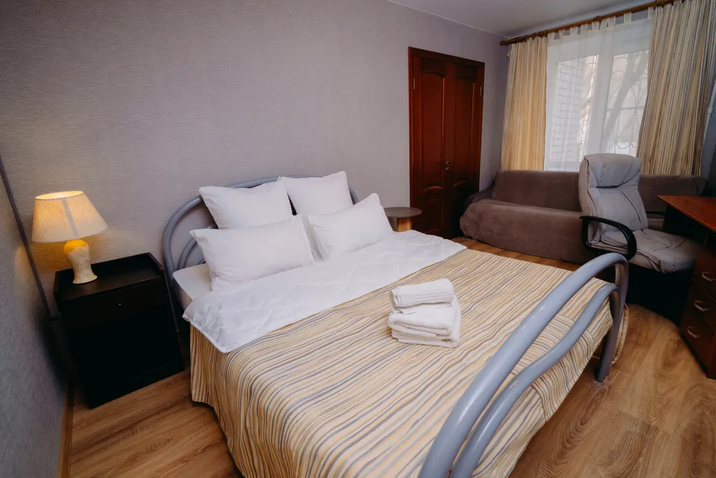 Квартира у Серебряного города