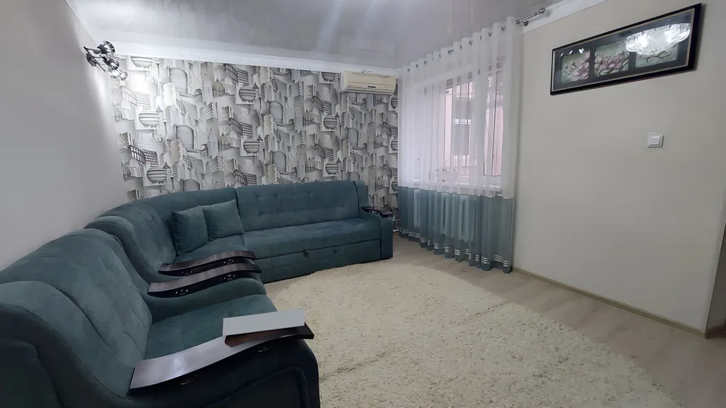 Квартира 2-комнатная Квартира — Евпатория