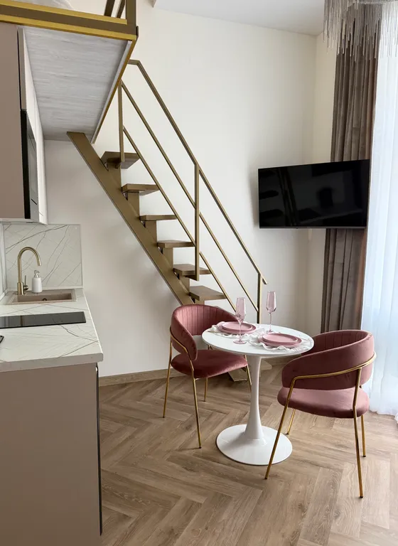 Квартира Квартира Двухуровневая студия KrasLoft в ЖК Преображенский — Красноярск