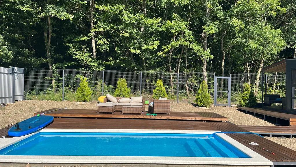 Коттедж Отдых в лесу около моря — Бжид