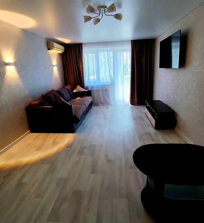 Уютная двухкомнатная квартира в Приморском районе — аренда посуточно в Мариуполь