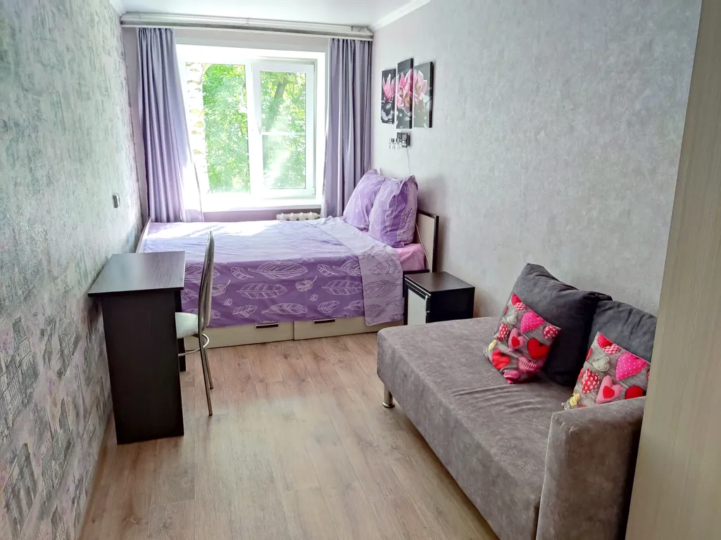 Уютная 3-комнатная квартира на 50 лет Октября