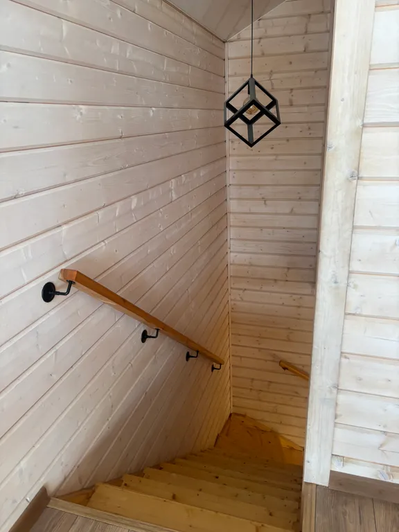 Дом у Коркинского озера с баней, купелью и детской площадкой.