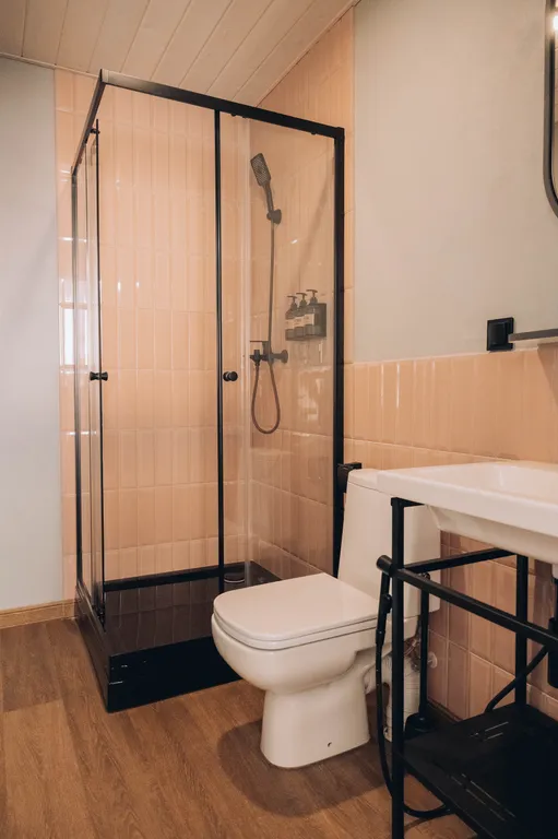 Гостевой домик с панорамными окнами