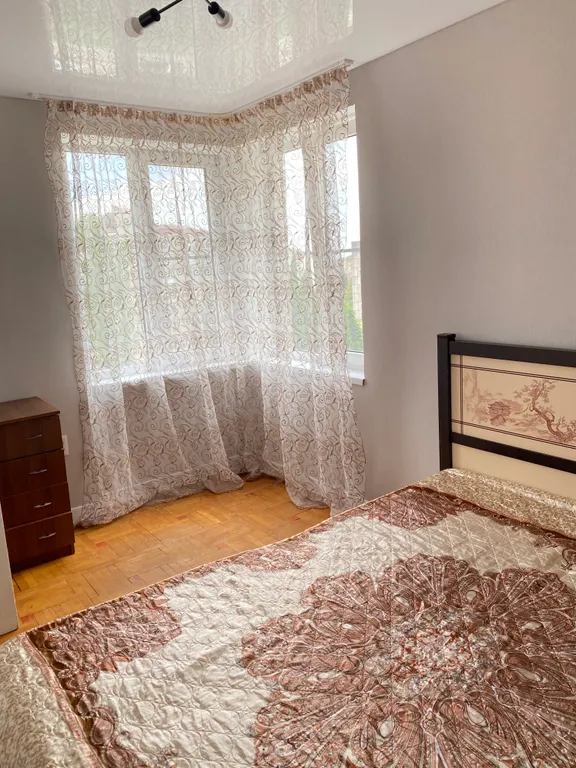 Уютная просторная трёхкомнатная квартира в спальном районе города