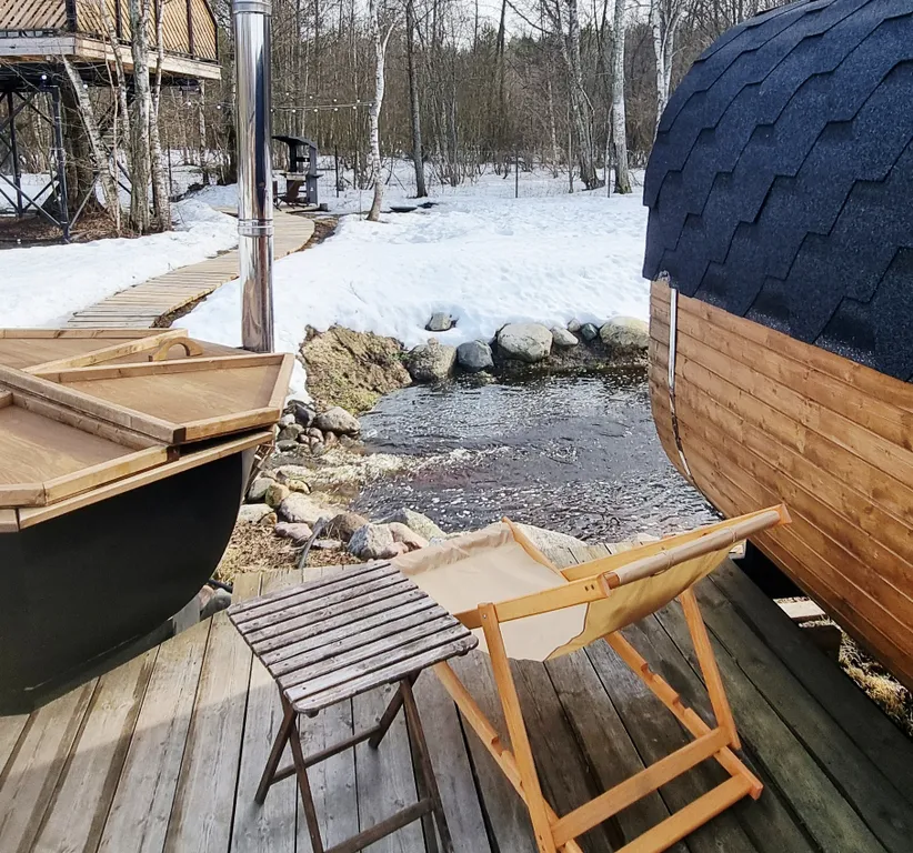 Домик на дереве Alderwood lodge