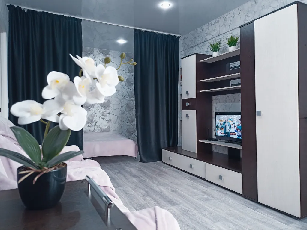 Уютная квартира на выезде из города в сторону военного городка — аренда посуточно в Юрга