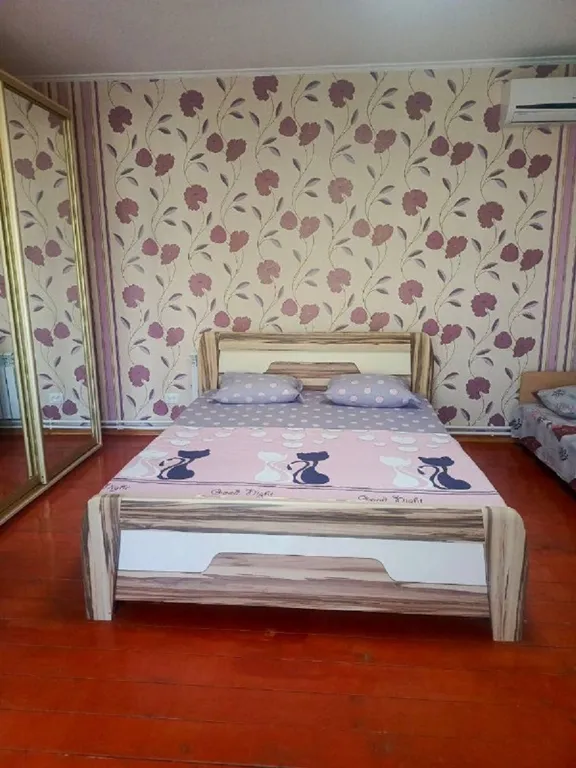 Уютный коттедж с каркасным бассейном