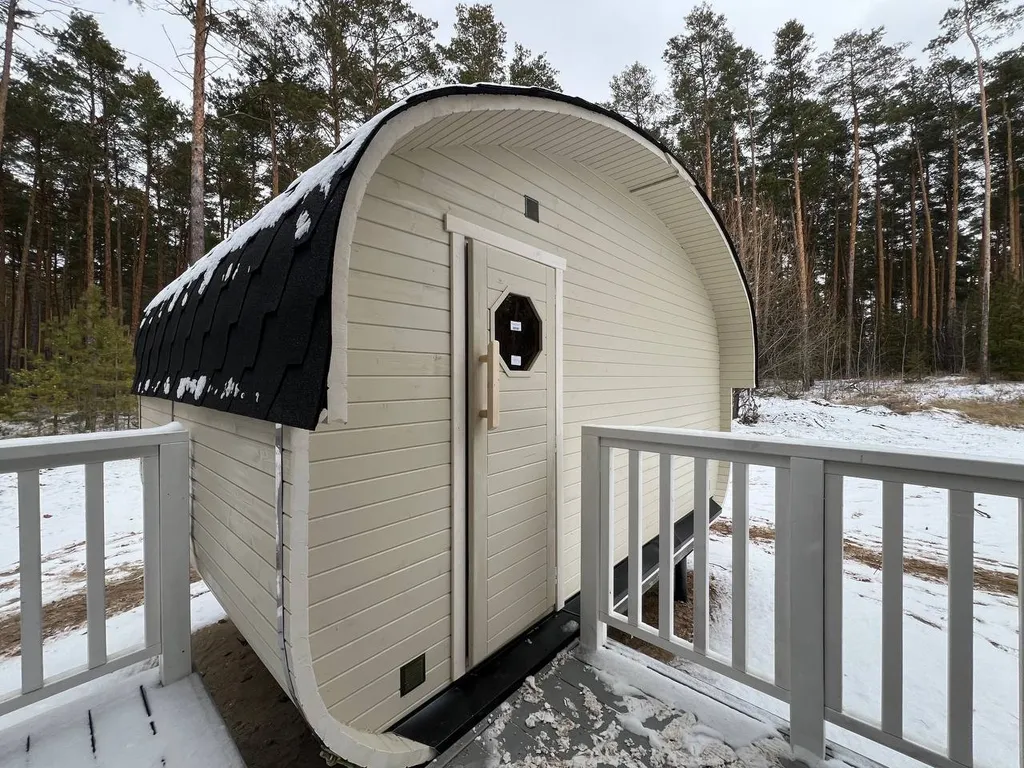 Дом на берегу Волги с баней бочкой