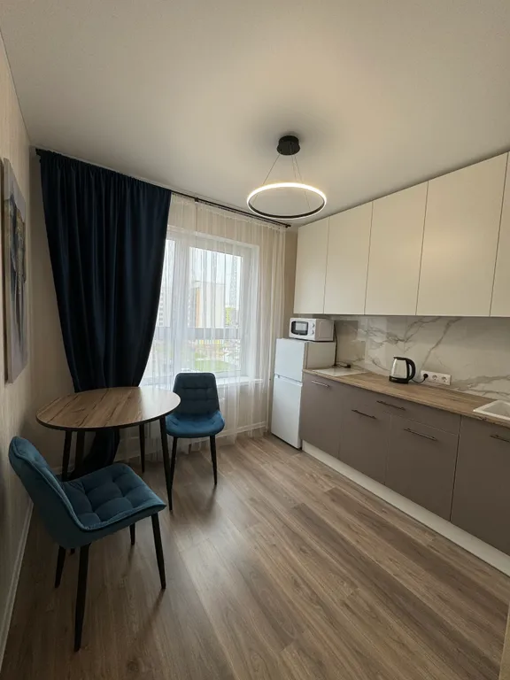 Уютная квартира в новом доме — аренда посуточно в Великий Новгород