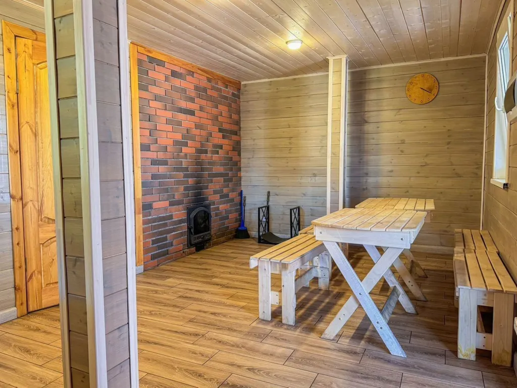 Коттедж Уютный домик в посёлке Запорожском — Запорожское