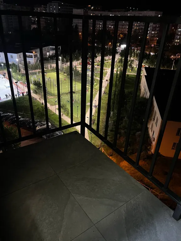 Two bedroom, newly renovated apartment