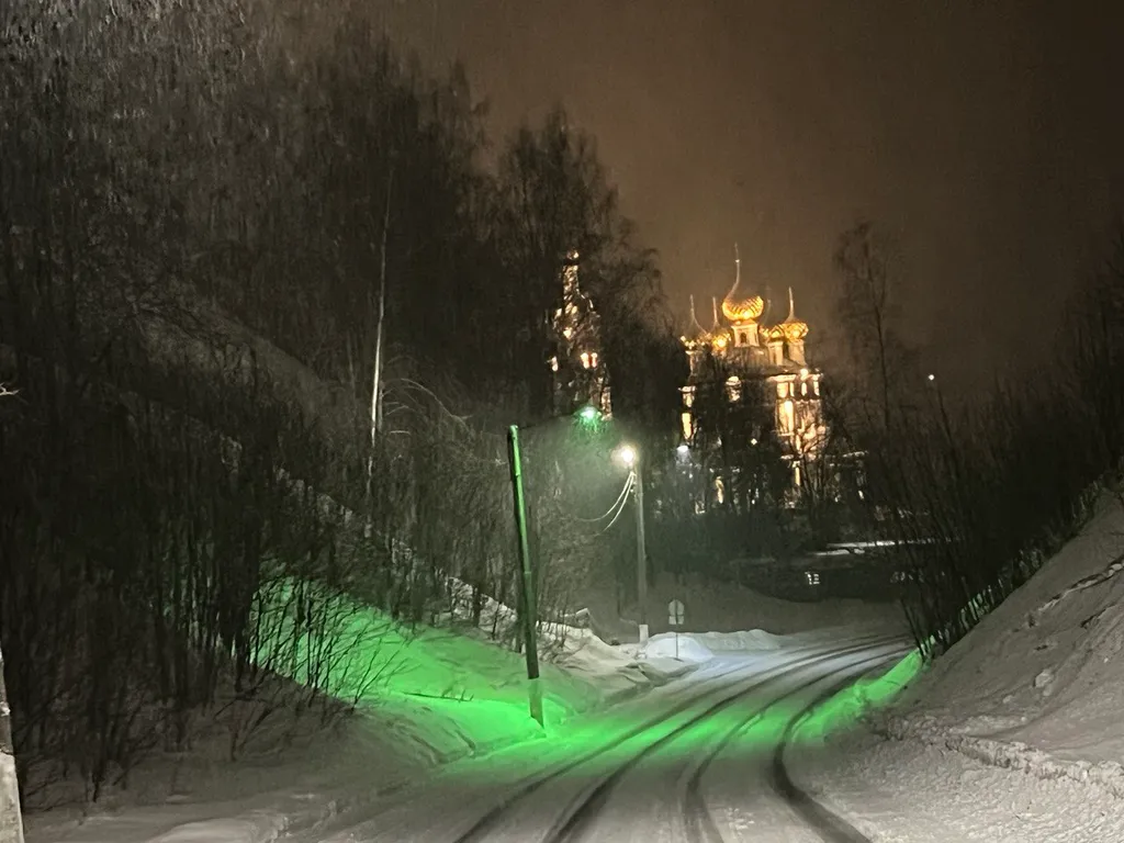 Апартаменты “Обитель Плёсъ” в стиле русской избы