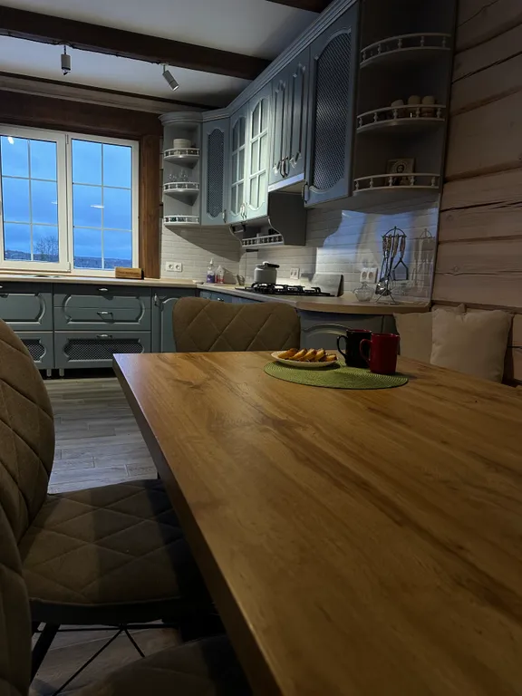 Уютный Дом на горе со вторым светом