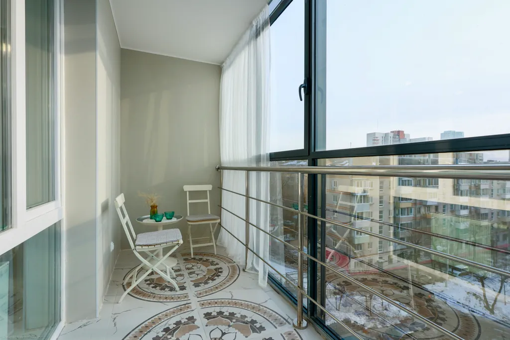 Двухкомнатная с балконом в новом доме