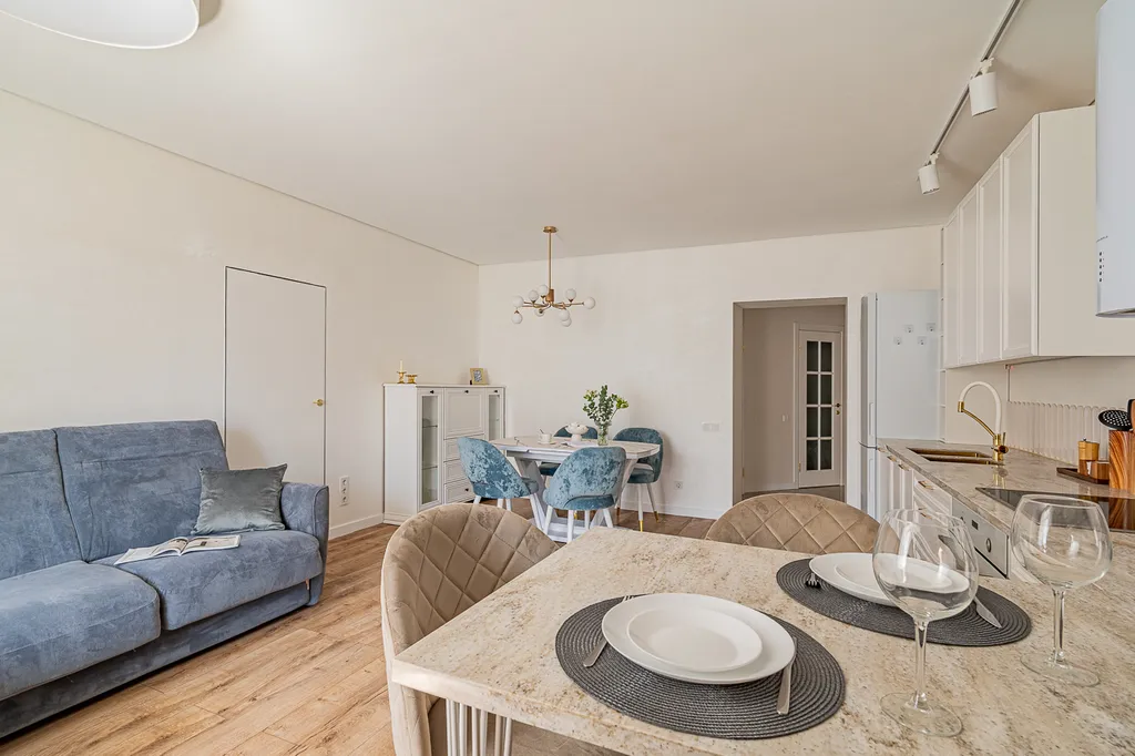 Ваш идеальный отдых в центре: простор, джакузи и всё для комфорта