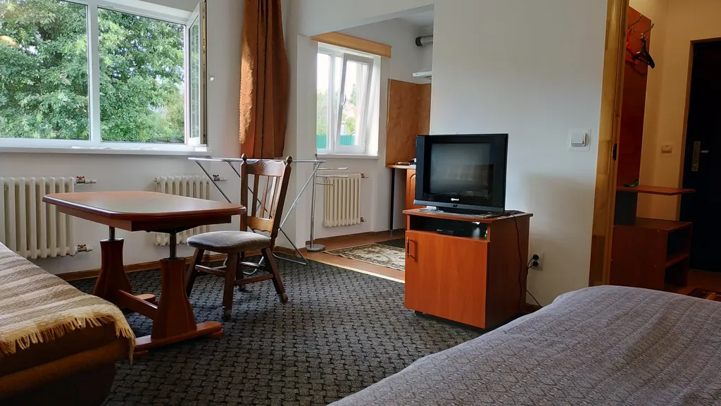 Квартира в домике с окнами в сад с отдельным входом и парковкой