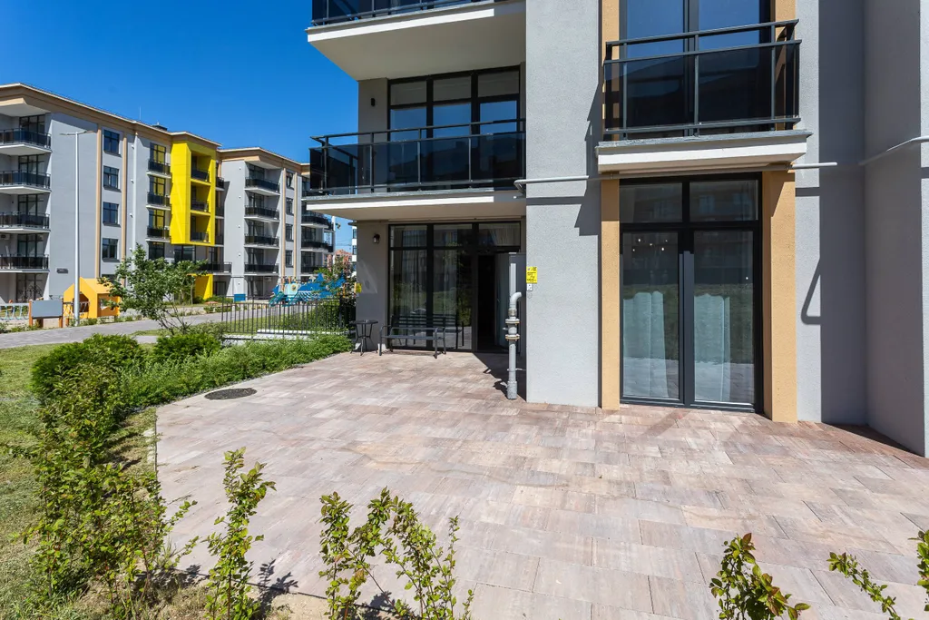 Стильные апартаменты рядом с морем