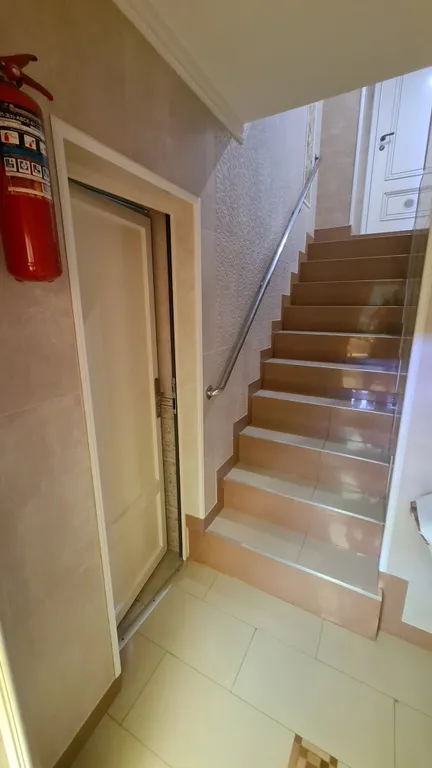 Уютная комната в центре, море - 600 метров