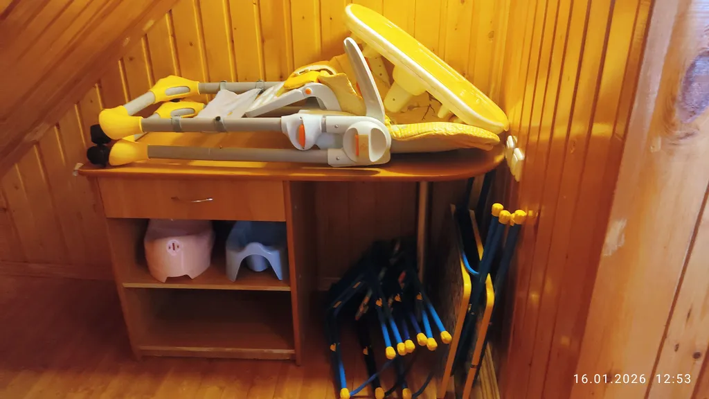 Уютный дом на опушке леса