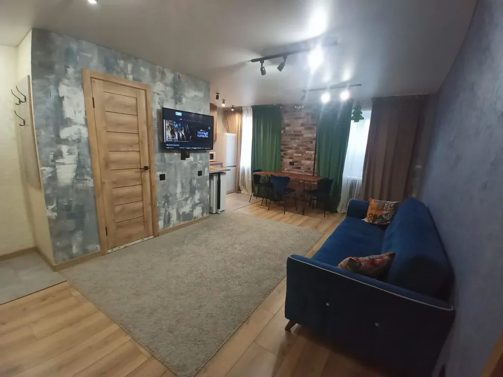 Отличная квартира возле жд вокзала и авиацентра