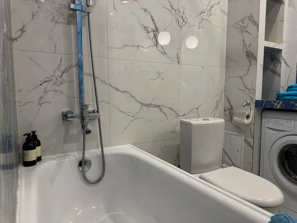 Апартаменты авроратзакрытая парковка, новый ремонт