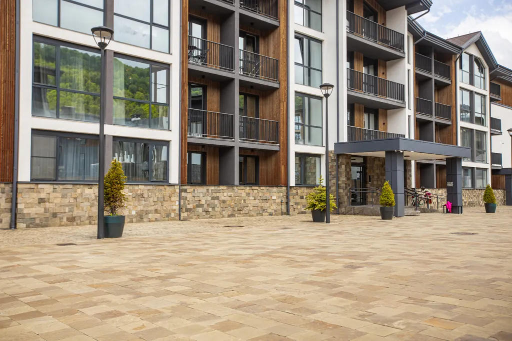 Гаражная 6/55