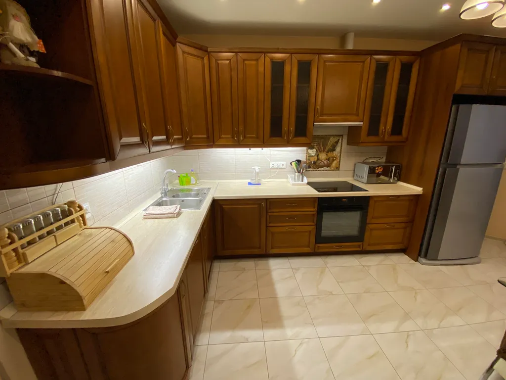 Трёхкомнатная 100 метровая квартира с YouTube в 5 минутах от метро