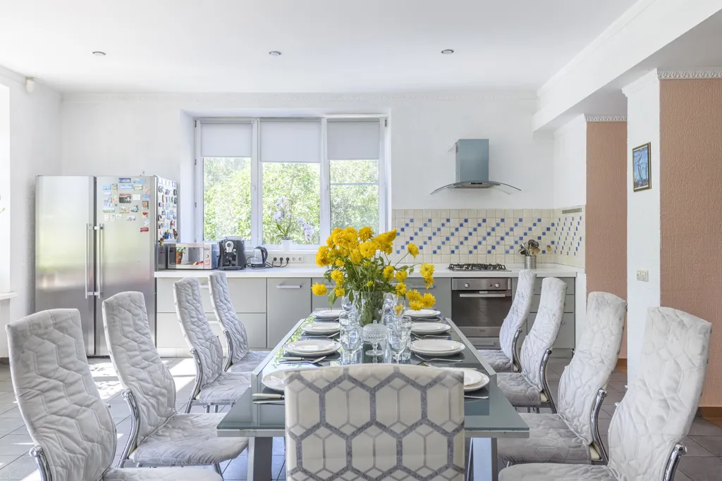 Просторный комфортабельный коттедж с баней