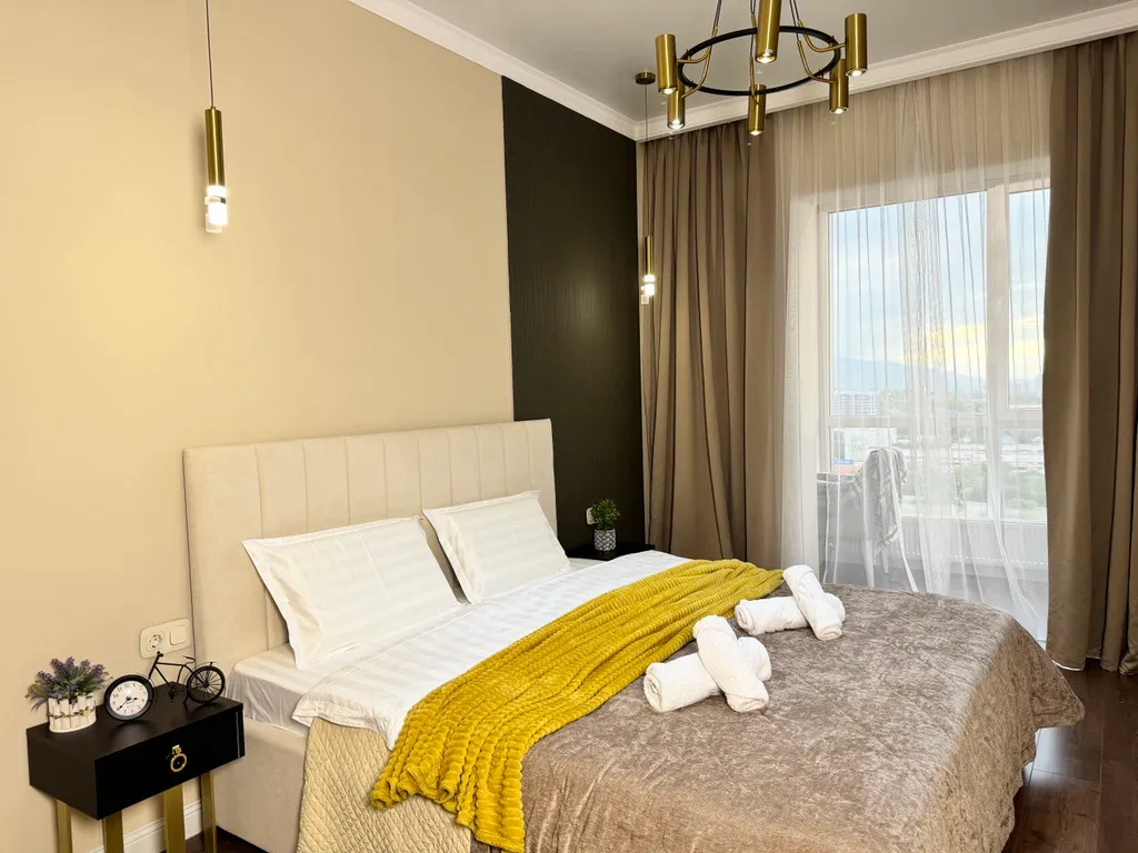 Евродвушка в ЖК Комфорт Сити с видом на горы, рядом с ТЦ MEGA