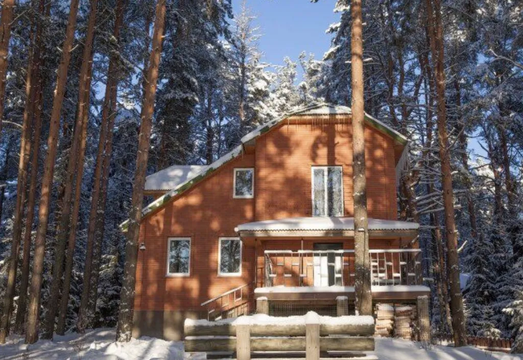 Коттедж Дом на первой линии озера Волго — Турбаза Чайка