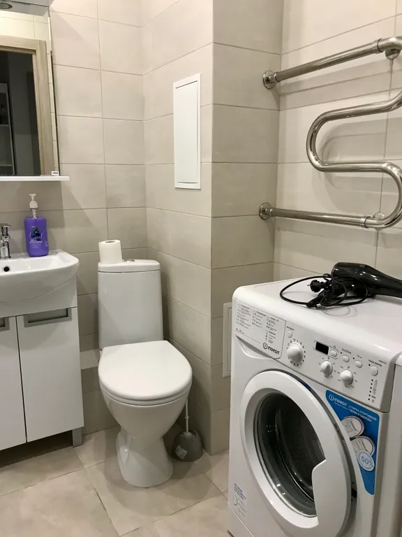 Однушка эконом-класса рядом с Академией тенниса и ДС