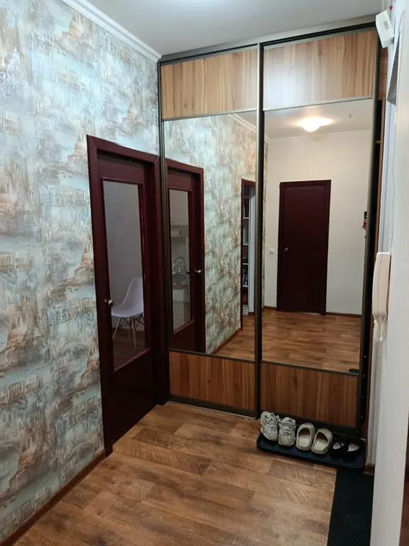 Квартира Квартира Просторная евротрешка в центре — Горячий Ключ