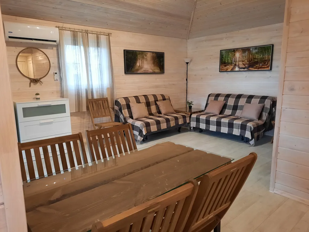 Дом с баней на дровах и камином у пяти озер