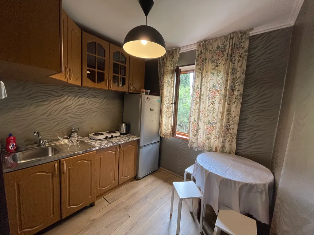 Квартира Уютная однокомнатная квартира в центре города, с видом на море — Гагра