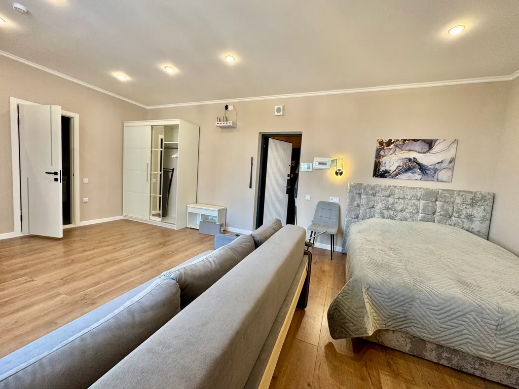 Апартаменты с боковым видом на море