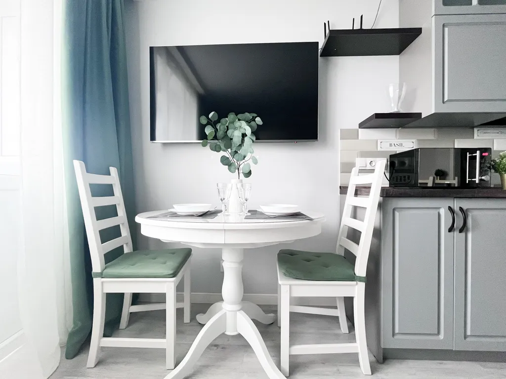 Студия для двоих с лоджией