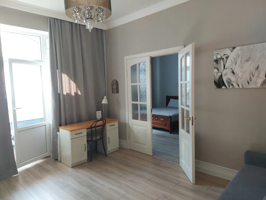 Квартира Квартира профессора в центре  у парка Луизы — Калининград