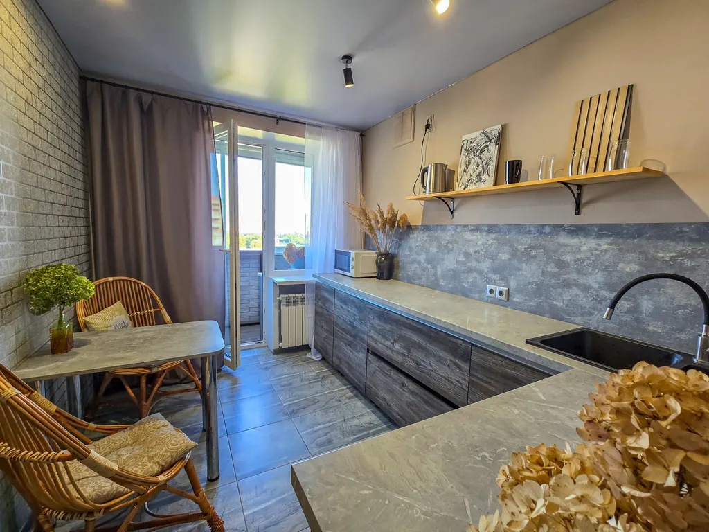 Видовая квартира на Набережной